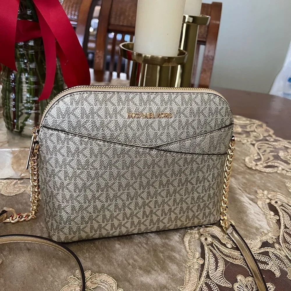Michael Kors jet set travel crossbody